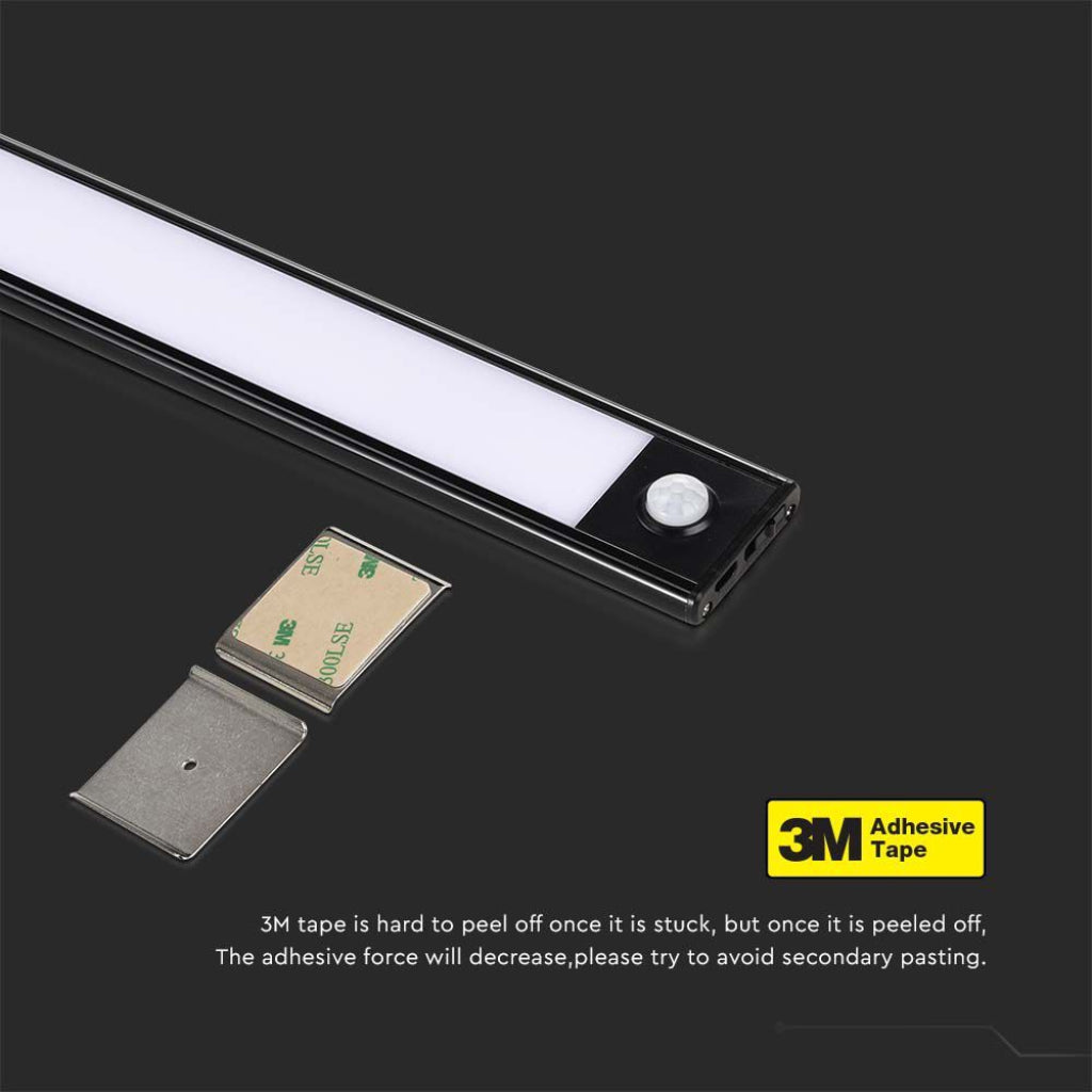1,5W Micro-USB polnilna LED svetilka PIR senzor Črna 4000K IP20