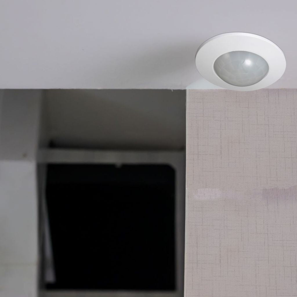 Senzor Gibanja Stropni PIR Vgradni Beli 360kot/do 6m/do 1200W