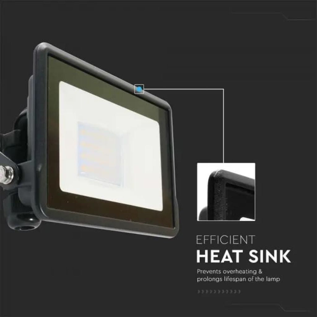 LED Reflector 20W Black 3000K IP65