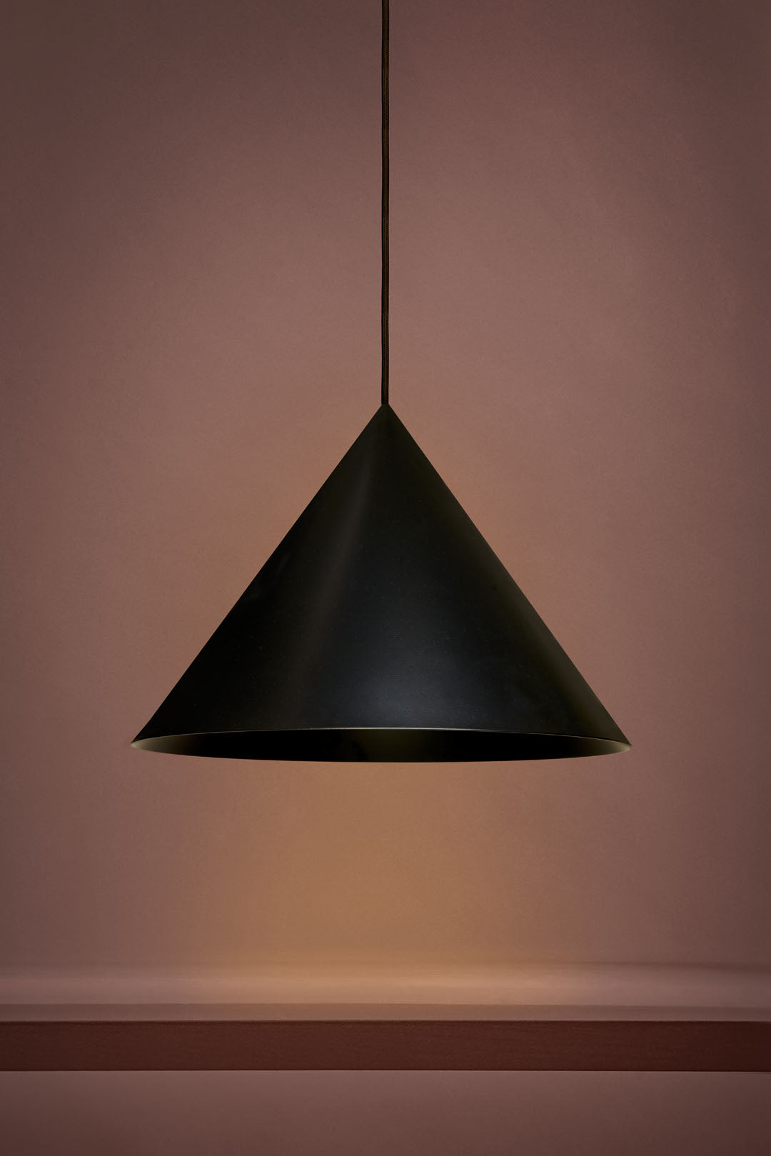 Viseča svetilka KONKO LIGHT