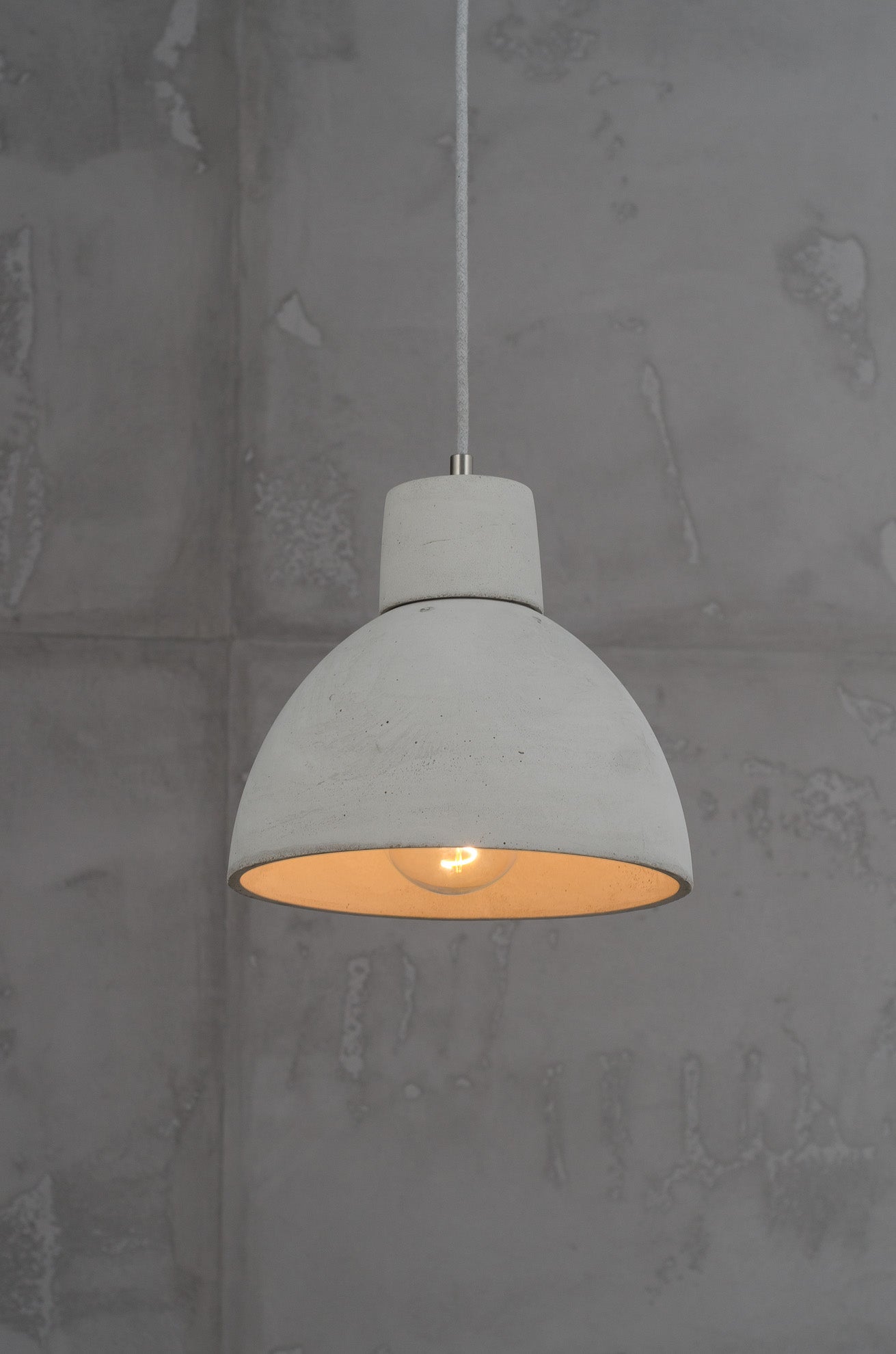 Viseča svetilka KORTA 1 CONCRETE