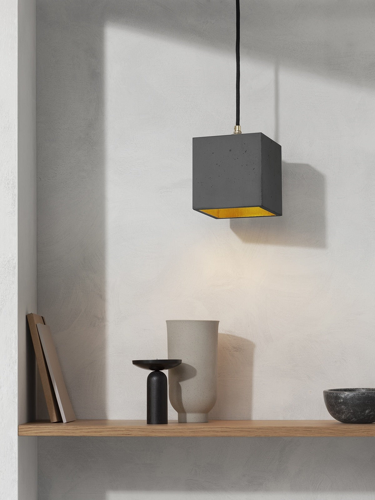 Viseča svetilka [B1] dark cubic
