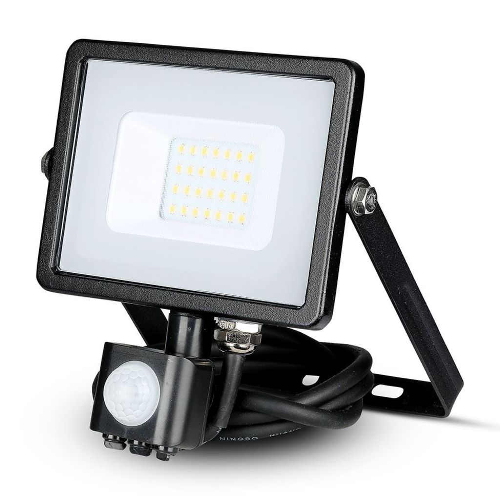 20W LED Reflektor s Senzorjem Cut-OFF Črno Ohišje 6400K