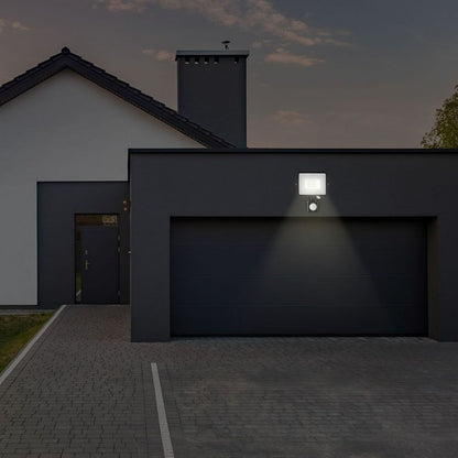 20W LED Reflektor s Senzorjem Cut-OFF Črno Ohišje 6400K